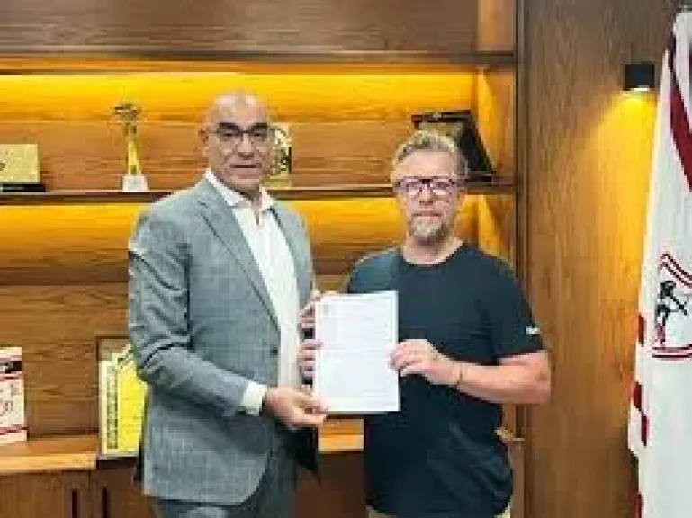 الزمالك يتعاقد مع الفرنسي فرانك موريس لتدريب فريق اليد