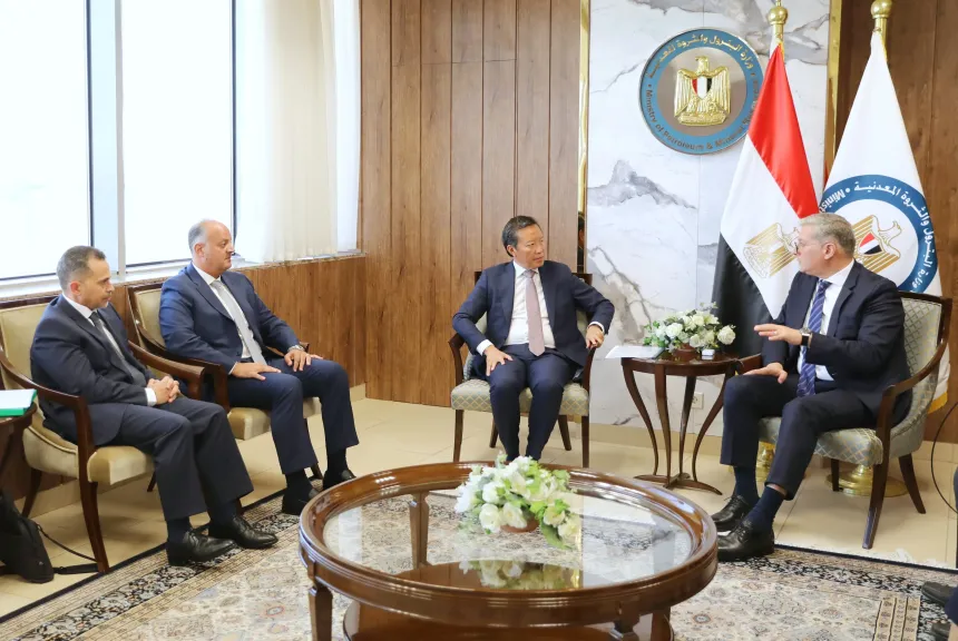 وزير البترول يبحث مع ”بي بي” خطط تسريع إنتاج الغاز والاستثمار في الاكتشافات الجديدة