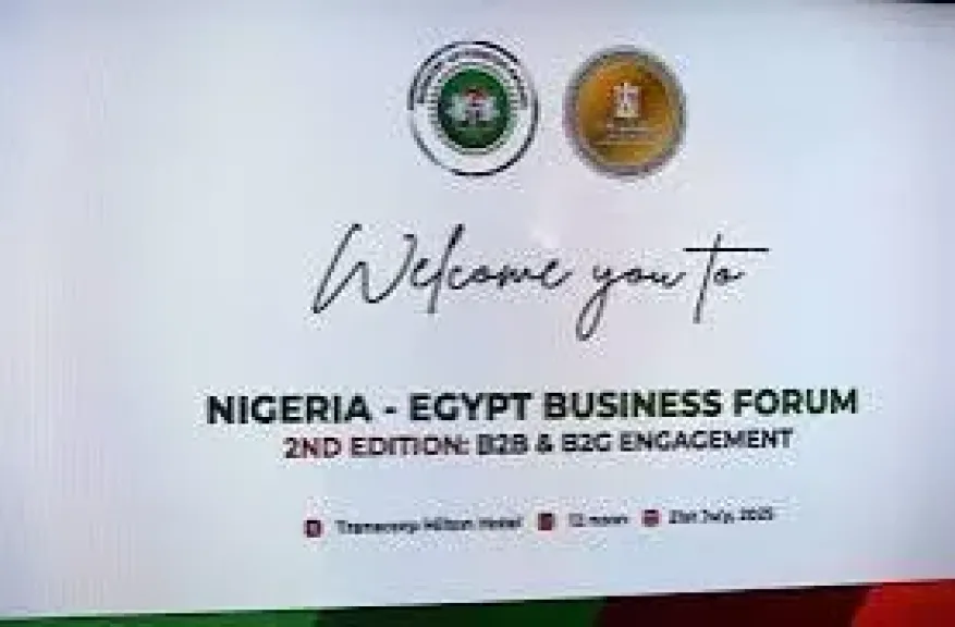 وزير الخارجية والهجرة يشيد بمخرجات منتدى الأعمال المصرى- النيجيري فى أبوجا