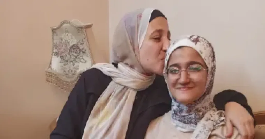 الأولى على الجمهورية بالثانوية العامة أدبى: أحلم بدراسة الأدب الإنجليزى