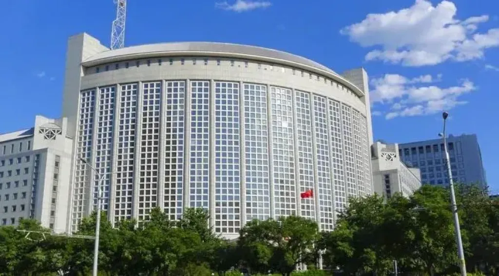 الخارجية الصينية: الأفعال الأمريكية ضد فنزويلا انتهاك خطير للقانون الدولي