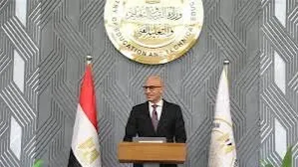 وزير التعليم يكرم بعد قليل أوائل نتيجة الثانوية العامة 2025 بمقر الوزارة