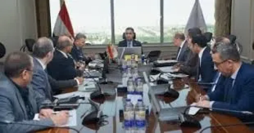 وزير التموين يشدد على الالتزام بجودة الخبز المدعم