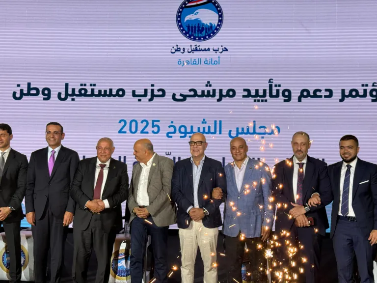 بحضور 20 الف مواطن مؤتمر جماهيري فى القاهرة بوجود عمروطنى وايهاب العمدة وامين مسعود