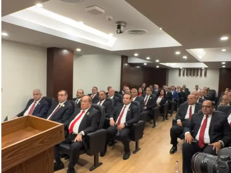 حماة الوطن يعقد اجتماعا مع مرشحي الحزب لوضع اللمسات الأخيرة استعدادا لانتخابات الشيوخ 2025