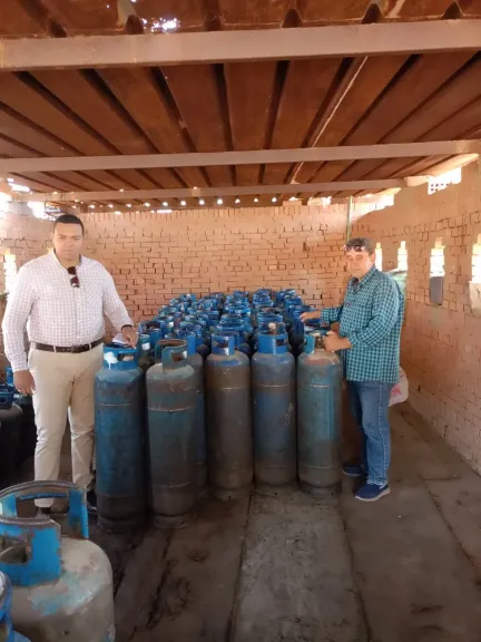 ضبط حظيرة مواشي تُستخدم لإعادة تعبئة أسطوانات غاز متهالكة بأدكو