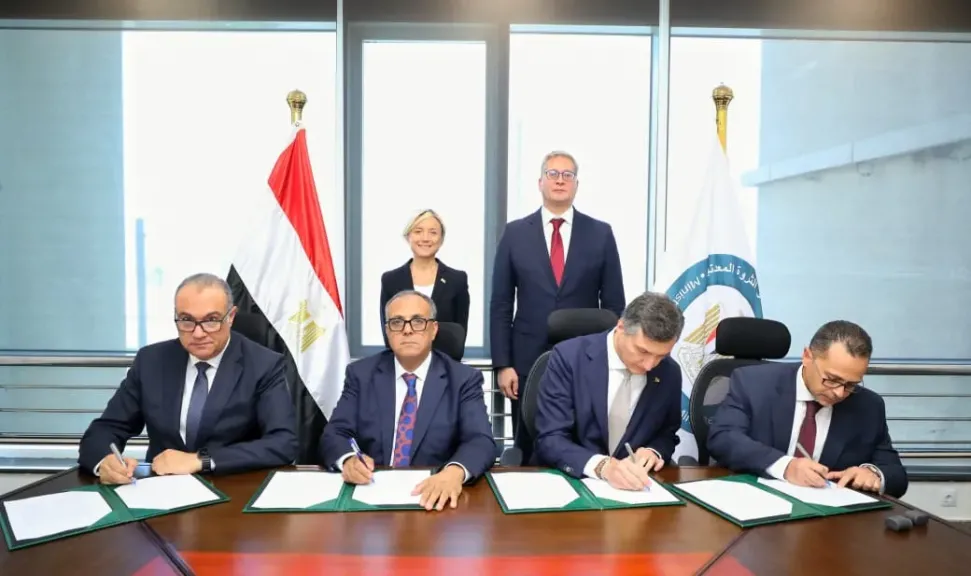 كريم بدوي يشهد توقيع اتفاقية تحفيزية مع ”إيني” و”بي بي” لتعزيز استكشاف الغاز بالبحر المتوسط