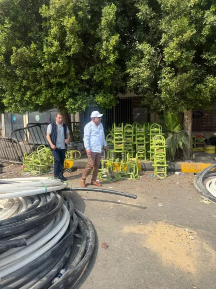 وزير الكهرباء يتفقد مواقع العمل على إضافة مصدر تغذية ثالث إلى محطة محولات جزيرة الدهب  عبر النيل