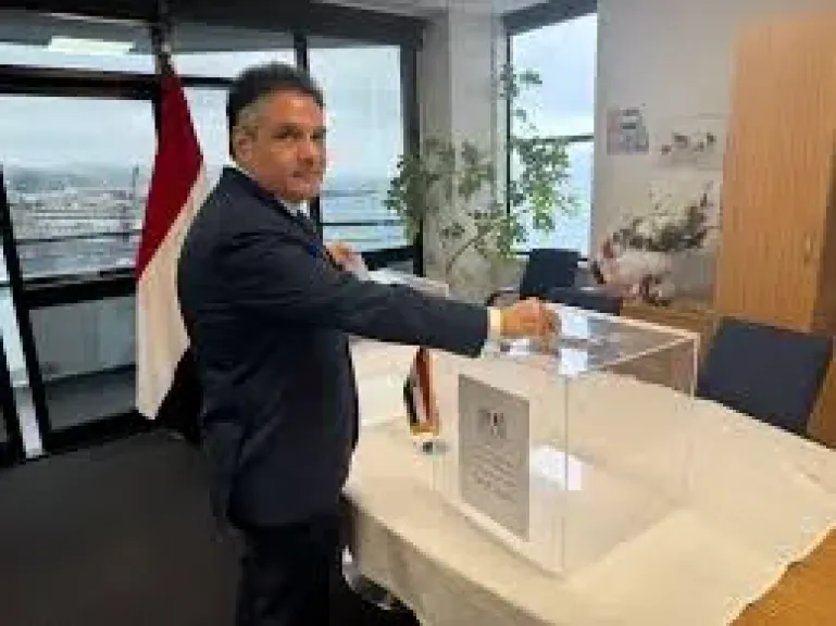 سفير مصر فى نيوزيلندا: لا عوائق بعملية تصويت المصريين بانتخابات مجلس الشيوخ