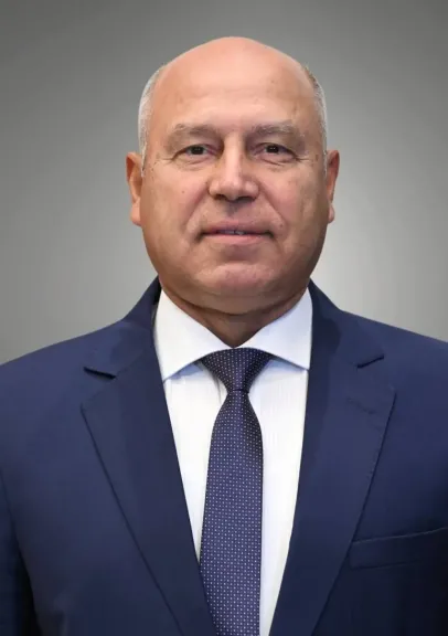 النقل” تواصل استقبال طلبات الانضمام لبرنامج تأهيل سائقي الأوتوبيسات والنقل الثقيل