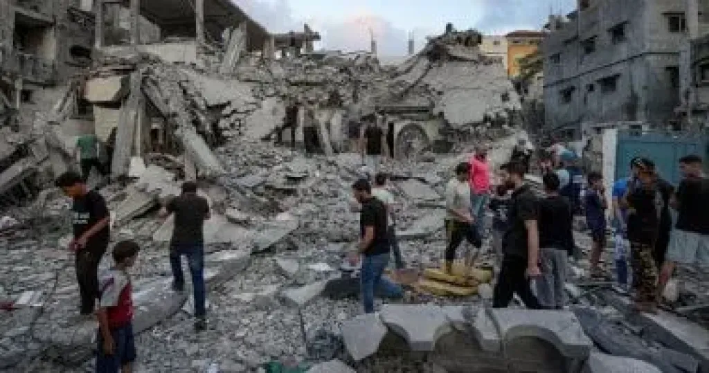 استُشهاد 70 فلسطينيا جراء العدوان الإسرائيلي المتواصل على قطاع غزة منذ فجر اليوم