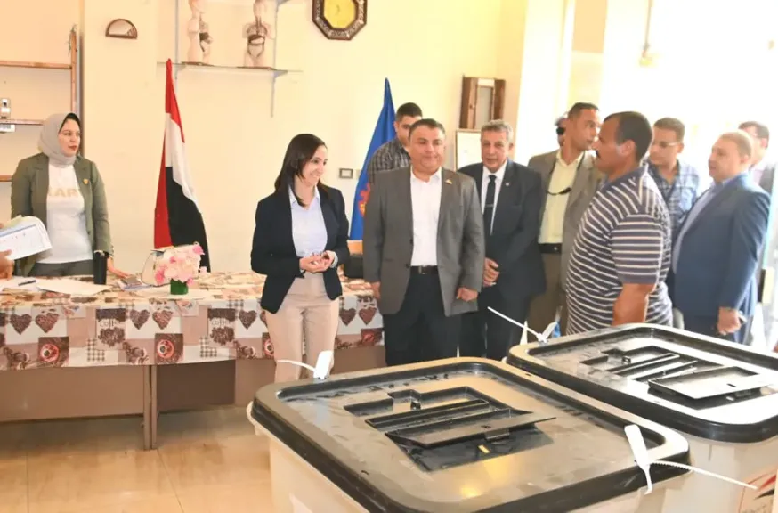وسط إقبال جماهيري كبير من الناخبين جاكلين تتفقد عدد من اللجان لمتابعة سير الإنتخابات بدمنهور