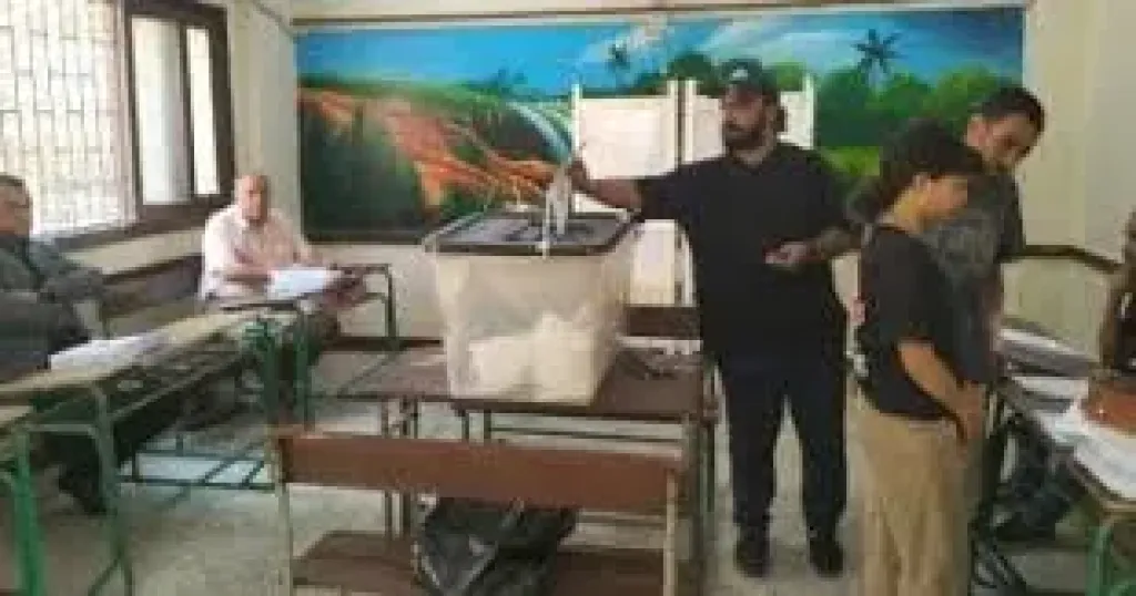 بعد توقفها ساعة للراحة.. استئناف التصويت بلجان انتخابات الشيوخ فى الزيتون