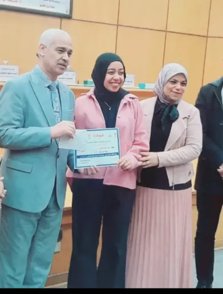 أبطال التحدي في جامعة أسيوط.. روان محمود رفاعي نموذج مشرف