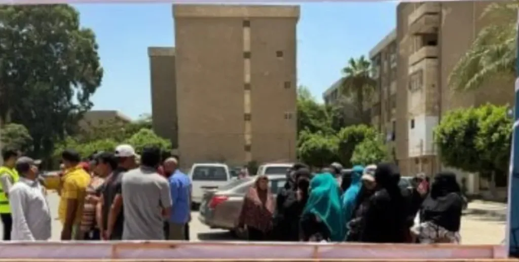 بدء التصويت بلجان 6 أكتوبر بحضور مكثف فى اليوم الثانى بانتخابات مجلس الشيوخ
