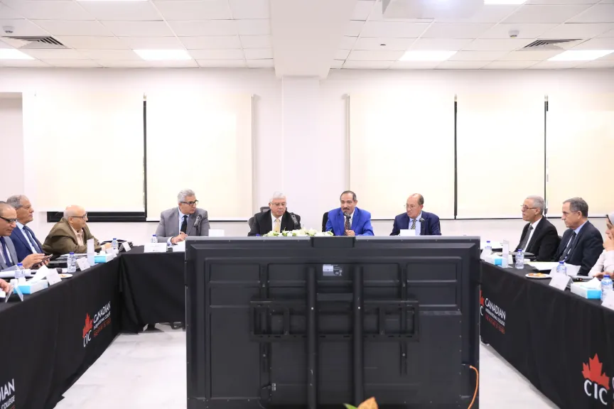 وزير التعليم العالي يترأس اجتماع ”المعاهد الخاصة”  غلق غير المستوفين واعتماد 37 تخصصًا