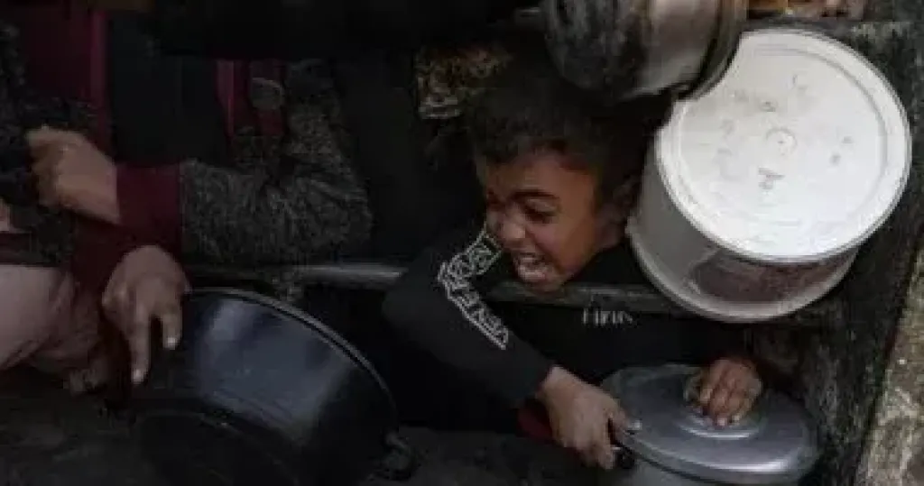 جنوب أفريقيا تدعو دول العالم للانضمام إليها أمام محكمة العدل لوقف الإبادة بغزة
