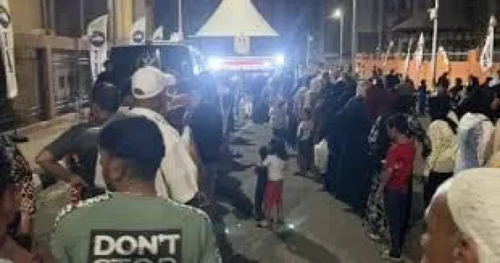 طوابير من أهالى الخليفة أمام اللجان قبل غلق باب التصويت بنصف ساعة