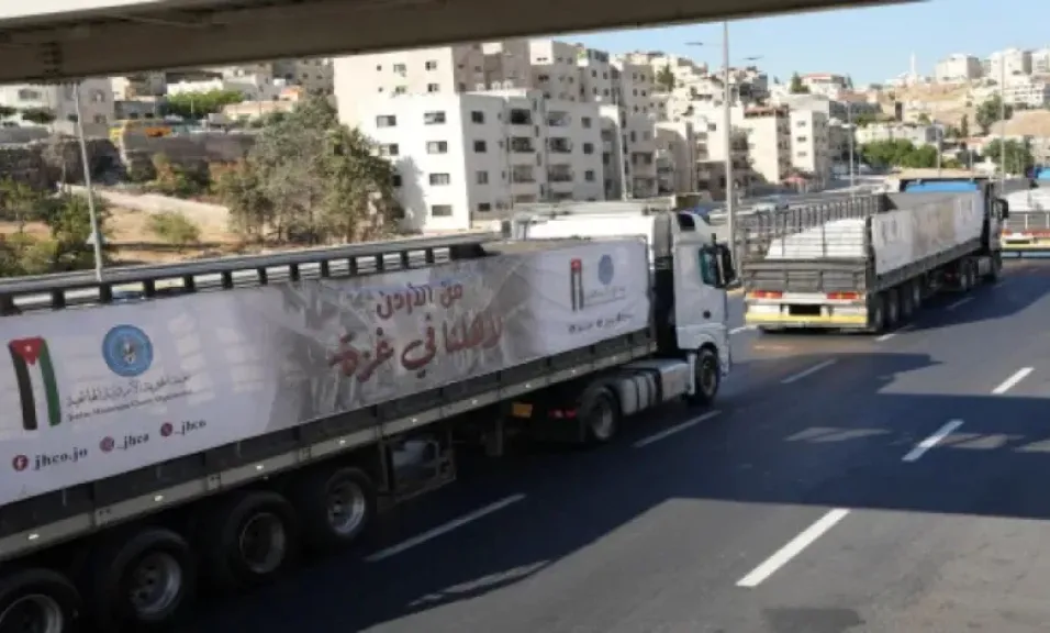 إسرائيل تفرض رسوما بنحو 400 دولار على كل شاحنة مساعدات تعبر من الأردن إلى غزة