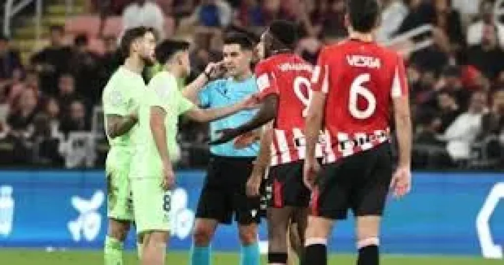 غرامة على أتلتيك بلباو بسبب هتافات مسيئة ضد برشلونة في ختام الليجا