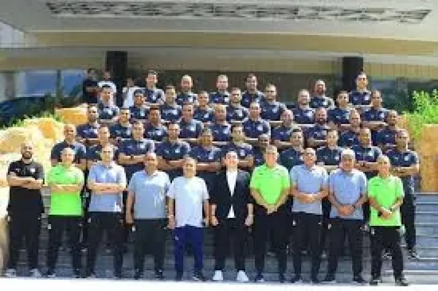 مصطفى أبو زهرة ينقل للحكام رسالة هاني أبو ريدة