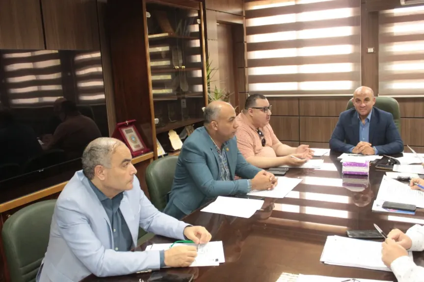 جامعة أسيوط تتابع استعدادات داري الإقامة بالدقي والقصر العيني