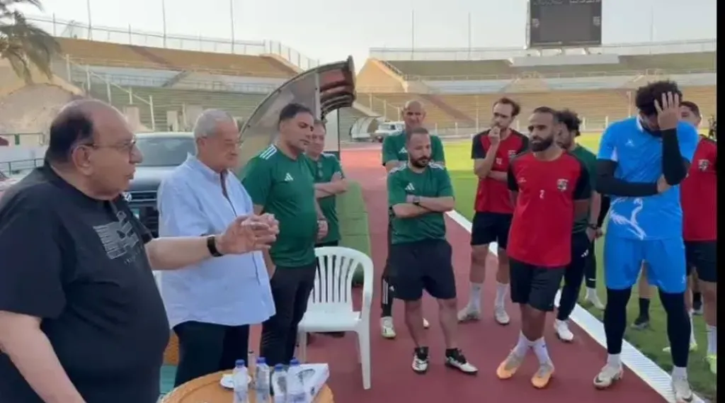 ثقة وتركيز.. جلسة تحفيزية في المقاولون العرب قبل ضربة البداية بالدوري