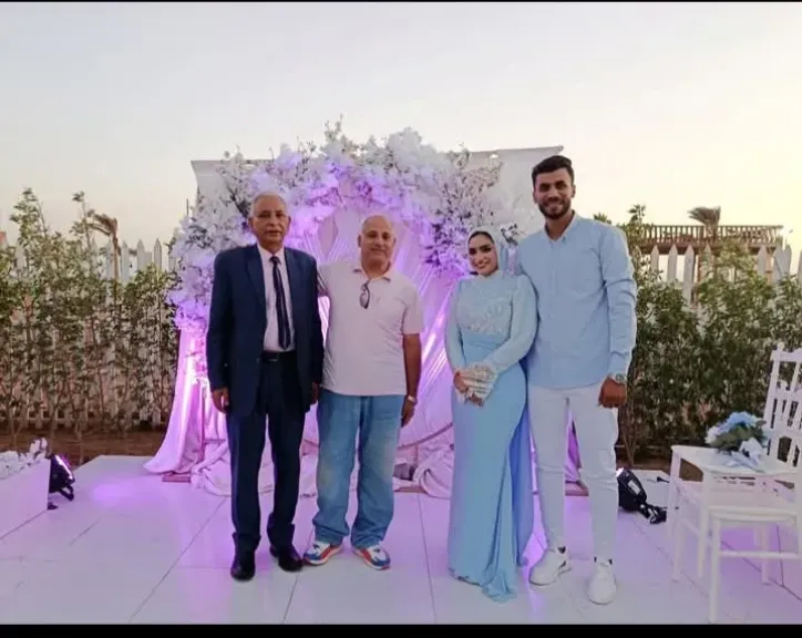 الكاتبة الصحفية الهام حداد تهنئ ”نقيب العاملين بالقناة” بعقد قران كريمته