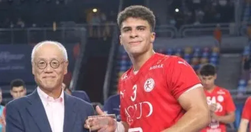 عادل أحمد أفضل لاعب فى مباراة مصر واليابان ببطولة العالم لناشئى لكرة اليد