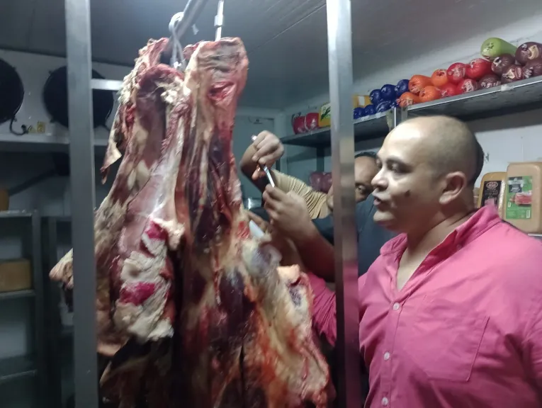 محافظ أسيوط: ضبط أكثر من 3 أطنان لحوم غير صالحة خلال شهر.