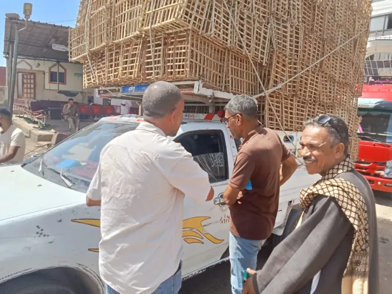 محافظ أسيوط يشدد على متابعة وحدات العبارات النيلية ..