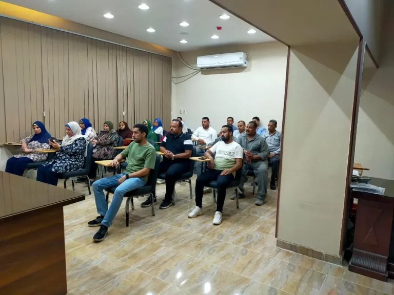 محافظ أسيوط: مديرية العمل تنظم ندوة للمفاوضة الجماعية