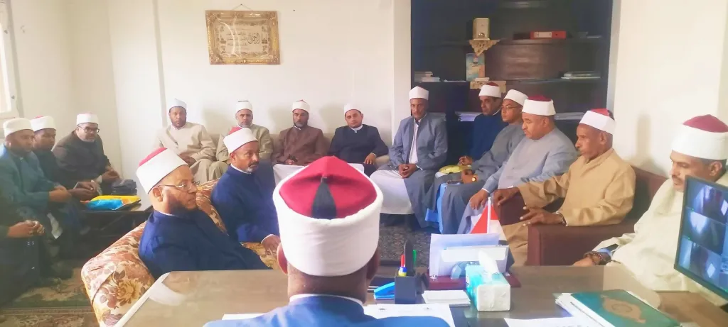 اجتماع موسع لأوقاف البحر الأحمر لتعزيز الانضباط ومواجهة الفكر المتطرف