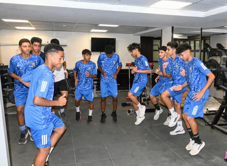 ناشئو المقاولون العرب يواصلون استعداداتهم للموسم الجديد