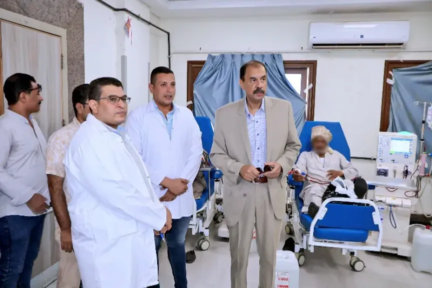 محافظ سوهاج يوجه برفع مستوى النظافة وغلق المخابز والمطاعم المخالفة
