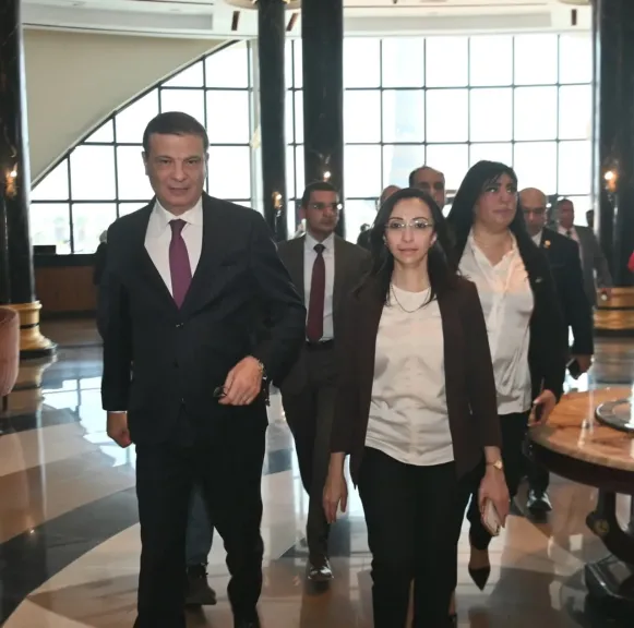 جاكلين ووزير الزراعة يشهدان انطلاق فعاليات مؤتمر ”النبضات الرنينية الحيوية” بوادي النطرون لمكافحة الآفات الزراعية