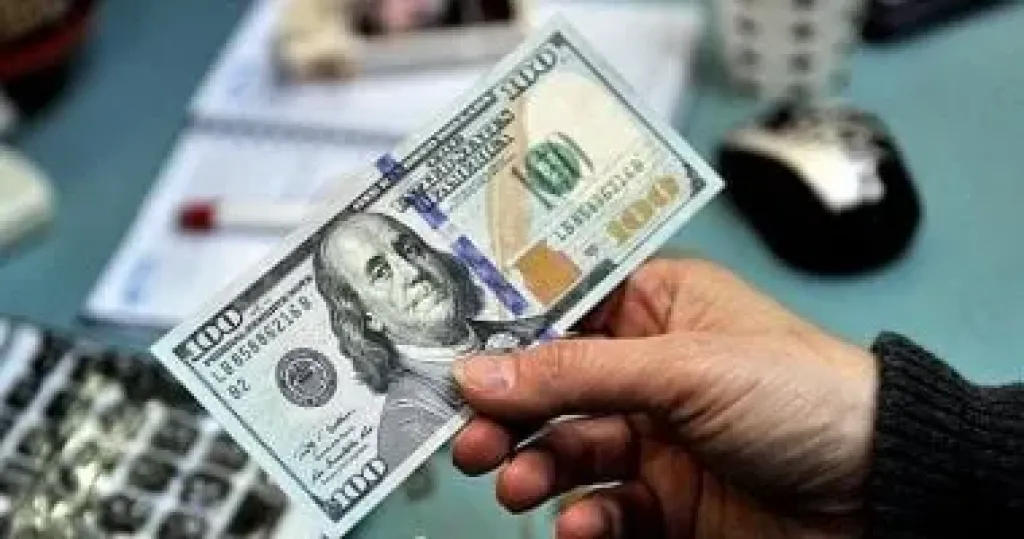 ضبط قضايا اتجار فى العملات الأجنبية بقيمة 4 ملايين جنيه