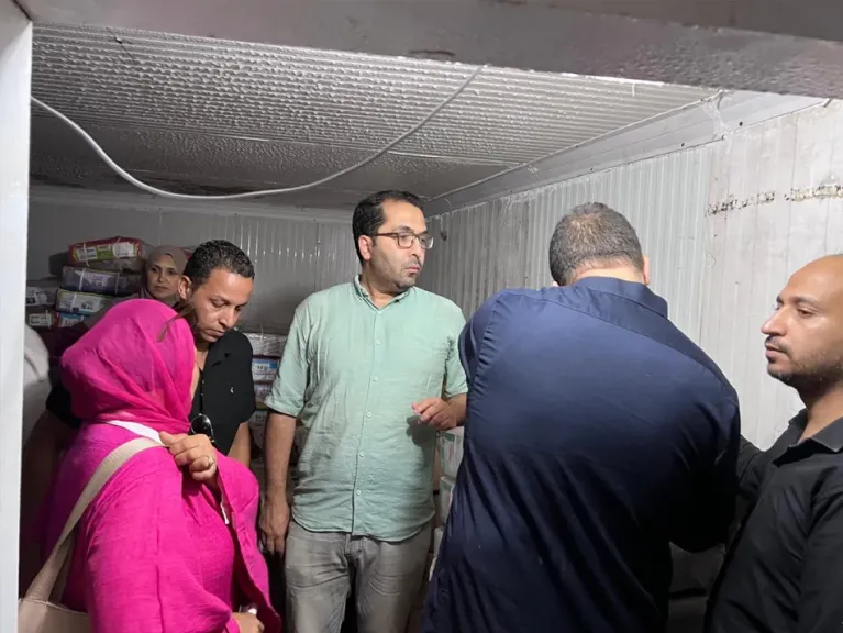 تحرير 60 محضر مخالفات وضبط 2 طن زيت مجهولة المصدر بالمنوفية| صور