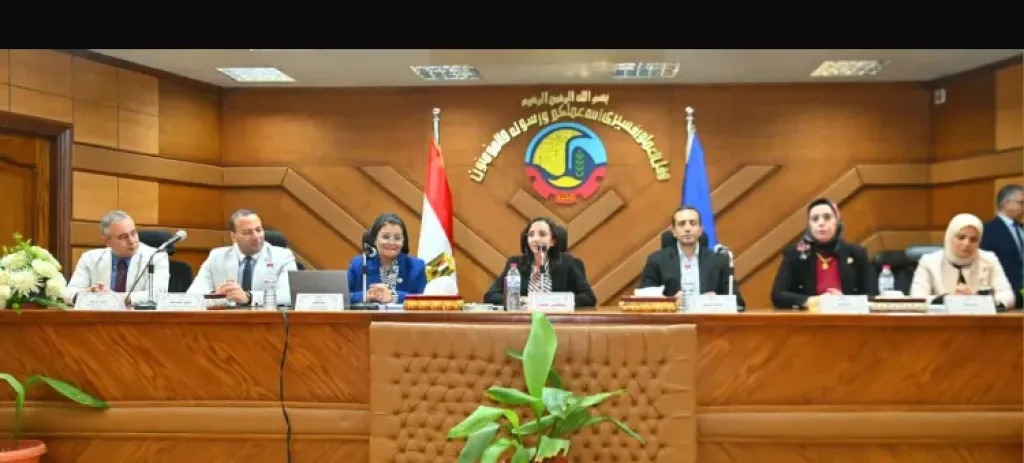 بحضور نائب وزير الصحة .. جاكلين تؤكد ارتفاع كبير في مؤشرات نسبة محو الأمية بنطاق المحافظة خلال عام 2025
