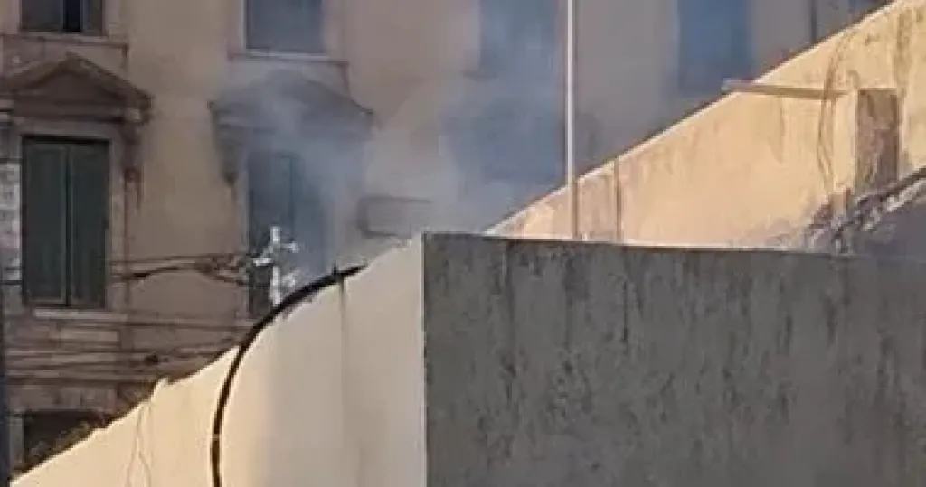 السيطرة على حريق محدود أعلى محطة كهرباء فى الإسكندرية دون إصابات