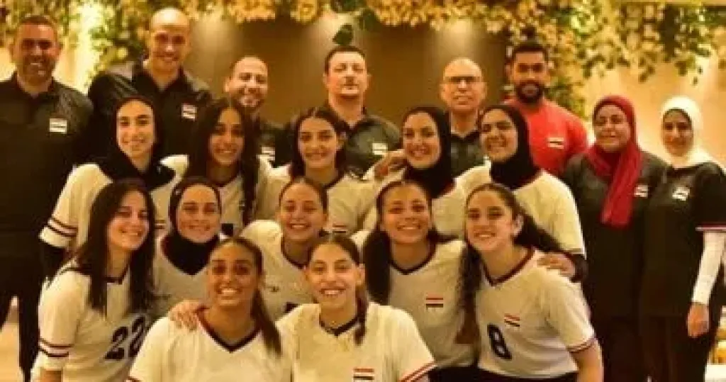 عودة بعثة شابات الطائرة إلي القاهرة فجر اليوم بعد حصد برونزية أفريقيا