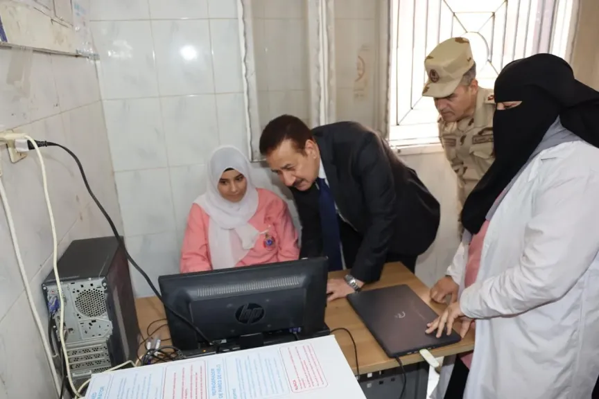 محافظ المنوفية يحيل أحد العاملين بمكتب صحة الباجور للتحقيق | صور