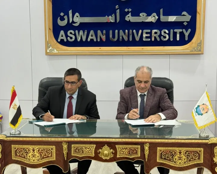 المعهد القومي للاتصالات يوقع بروتوكولي تعاون مع محافظة وجامعة أسوان لتعزيز التنمية الرقمية بمحافظة أسوان