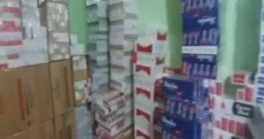 ضبط عناصر جنائية بالإسكندرية والبحيرة لجلبهم سجائر مهربة جمركياً