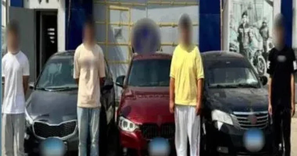 اعترفات المتهمين بملاحقة فتاتين الواحات: طاردناهما بسيارة منظومة نقل خاصة