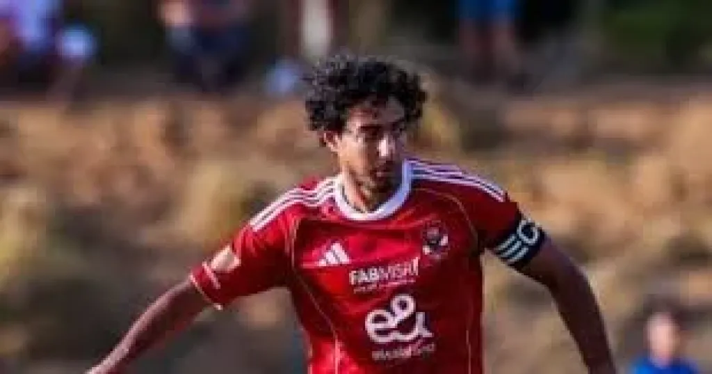 طرد محمد هاني في الدقيقة الأخيرة من مباراة الأهلي وفاركو