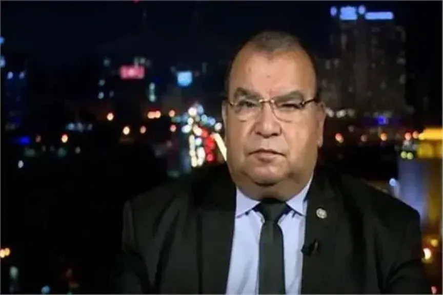رفعت فياض يكتب :  إنفراد  مع بداية العام الدراسى الجديد  .. تدريس مادة الذكاء الإصطناعى ” أون لاين ”  هذا العام