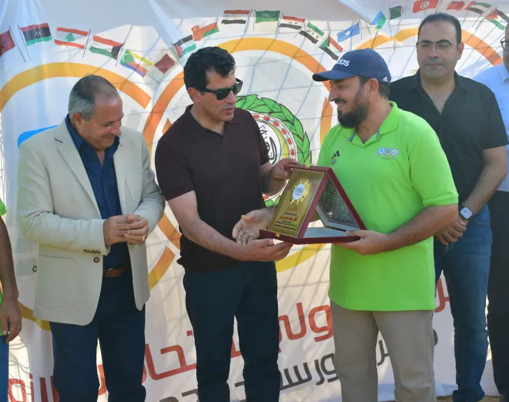 وزير الشباب ومحافظ بورسعيد يكرمان الوفود العربية المشاركة في النسخة الاولي من دورة الالعاب النوعية