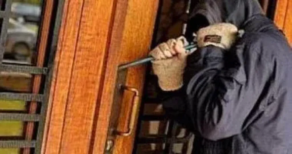 القبض على لص سرق شقة تحت الإنشاء بمدينة 6 أكتوبر