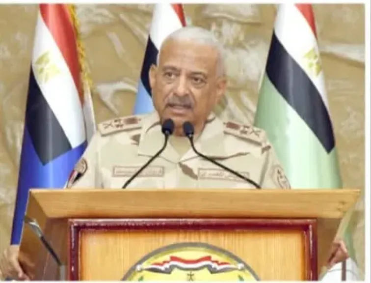 وزير الدفاع يشهد تنفيذ المشروع الإستراتيجي التعبوى التخصصى لهيئة الاستخبارات العسكرية -فيديو